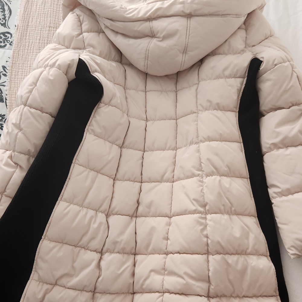 Calvin Klein Cream Puffer Jacket - Picture 7 of 7
